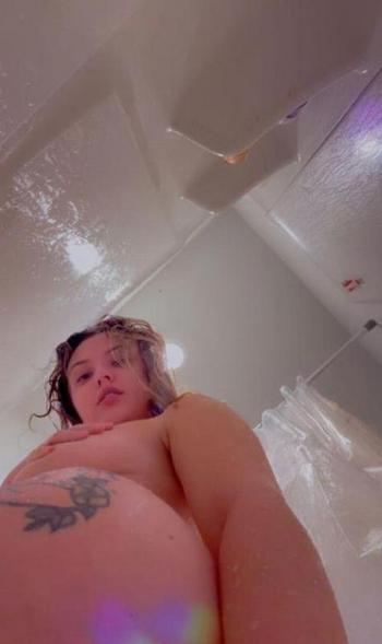 989-533-1095, 25  female escort, North Mississippi