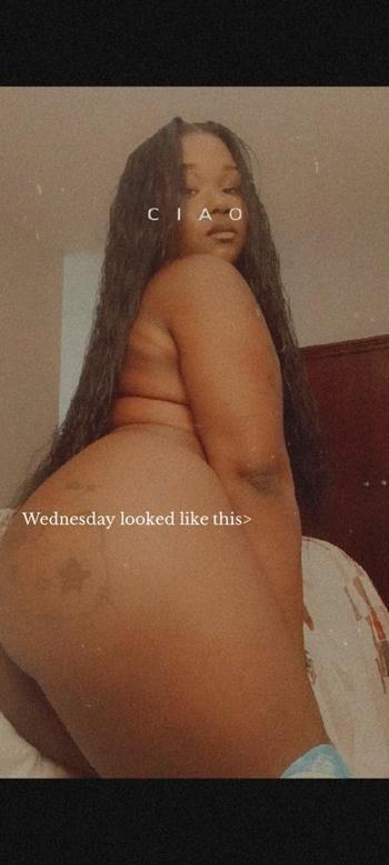 Bella , 26  female escort, North Mississippi