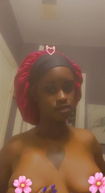 Lay, 27  female escort, North Mississippi
