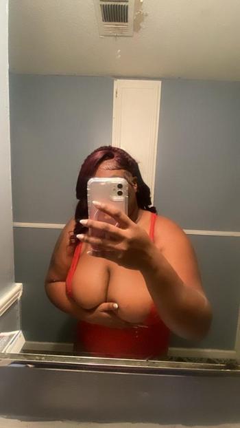Caramel, 23  female escort, North Mississippi